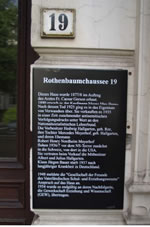Gedenktafel am Gewerkschaftshaus Rothenbaumchaussee 19
